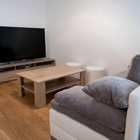 Family Apartment Near The Train Station Βεβέ Εξωτερικό φωτογραφία